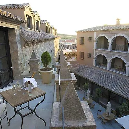 Palacio De 4*