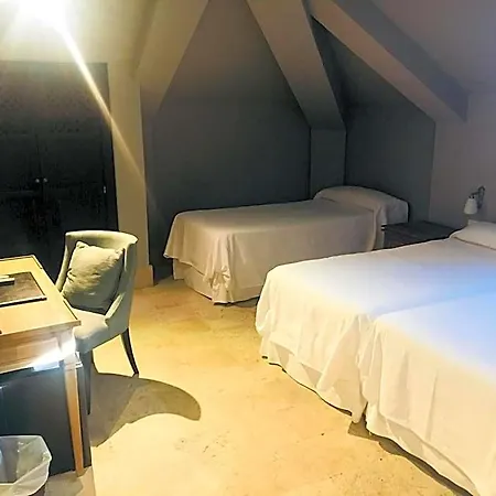 Palacio De Hotel Mengíbar