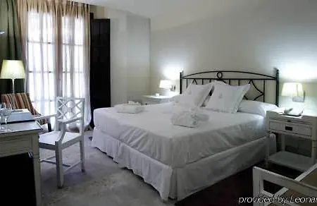 Palacio De מלון 4*
