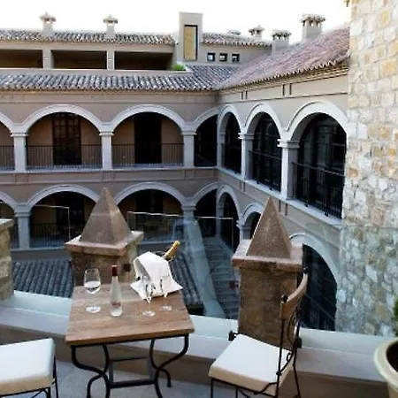 Palacio De Mengíbar