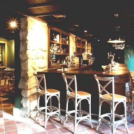 Palacio De 4*