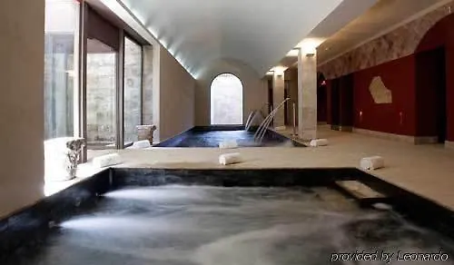 Palacio De Hotell Mengibar