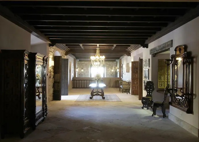 Palacio De Hotell Mengibar