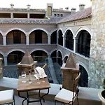 Palacio De Mengibar
