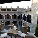 Palacio De 4*