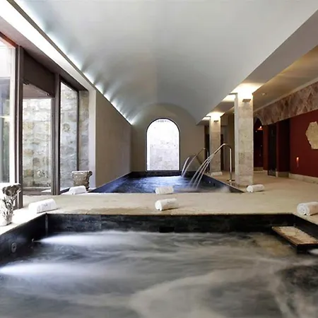 호텔 Palacio De 4*